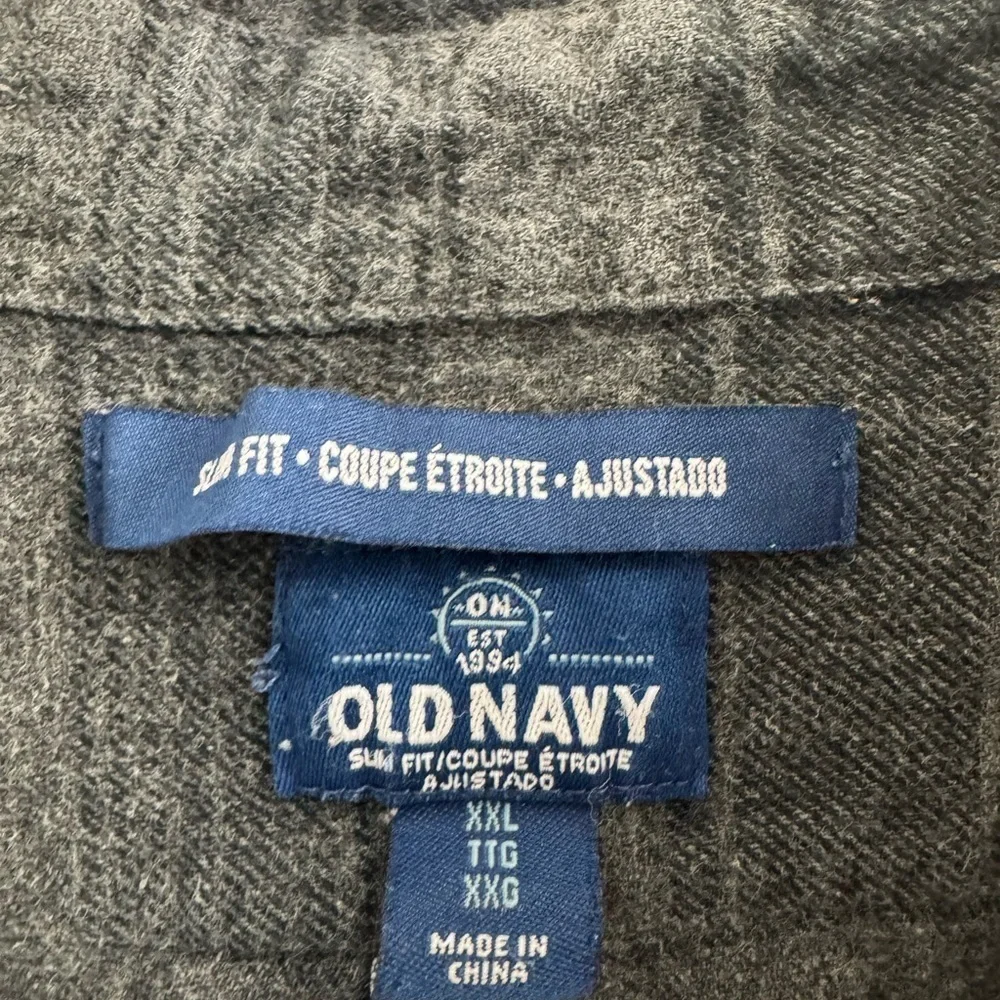 Old Navy Slim Fit Gray Plaid Button-Up Shirt